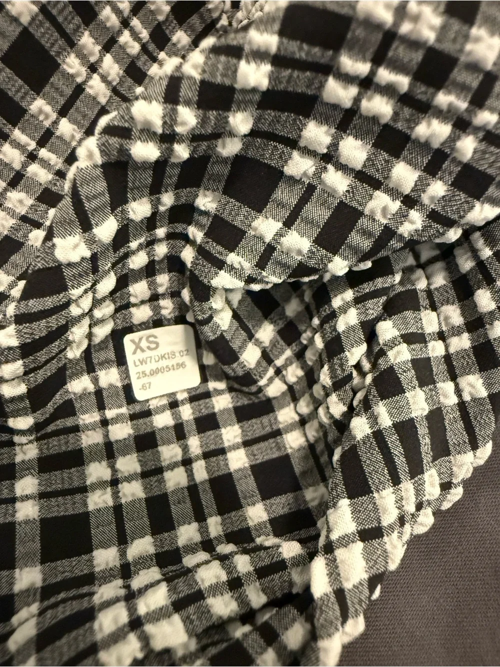 Seersucker Check Mid-Rise Pull-On Short 3